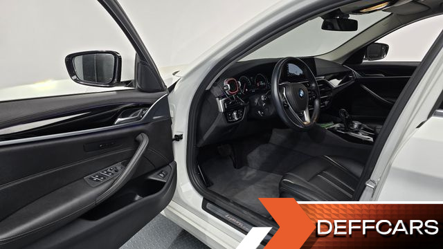 BMW 5-SERIES 520i Luxury купить на сайте DeffCars