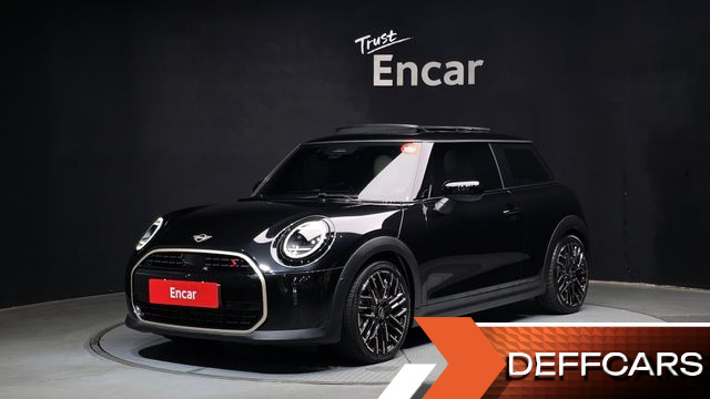 Mini COOPER Favoured купить на сайте DeffCars