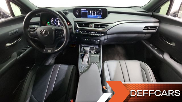 Lexus UX 2.0 F-Sport 2WD купить на сайте DeffCars