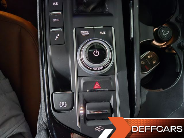 Maserati LEVANTE 2.0 GT AWD купить на сайте DeffCars