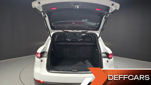 Porsche CAYENNE 3.0 купить на сайте DeffCars