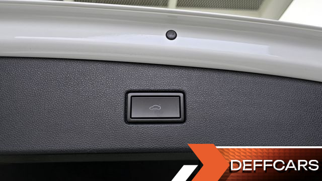 Volkswagen TIGUAN 2.0 TDI Premium купить на сайте DeffCars