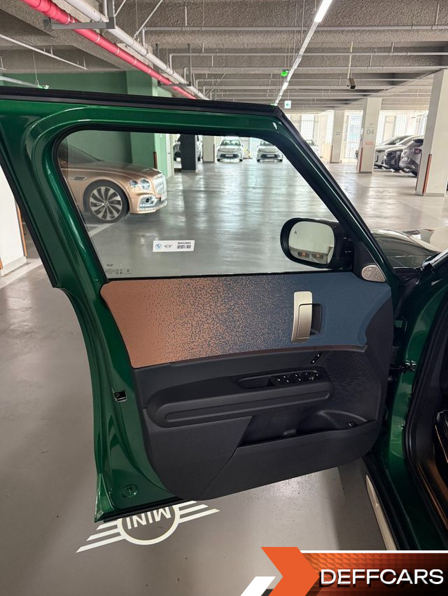 Mini COUNTRYMAN ALL4 Favoured купить на сайте DeffCars
