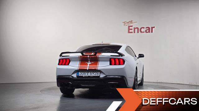 Ford MUSTANG 2.3 EcoBoost Premium Coupe купить на сайте DeffCars