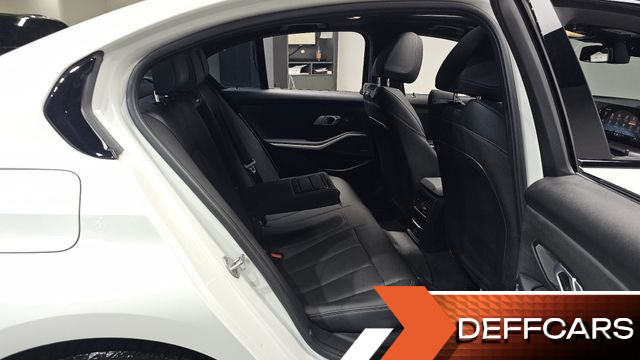 BMW 3-SERIES 320i M Sport купить на сайте DeffCars