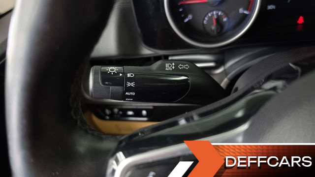 Kia CARNIVAL Diesel 9-Seater Prestige купить на сайте DeffCars