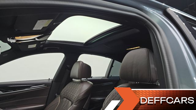 BMW 5-SERIES 530i M Sport Package Plus купить на сайте DeffCars