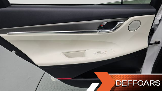 Hyundai GRANDEUR 2.5 Le Blanc купить на сайте DeffCars