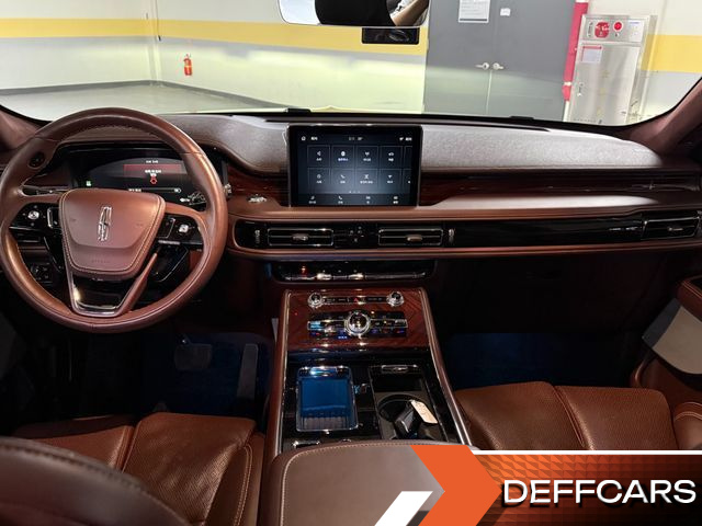 Lincoln AVIATOR 3.0 Black Label AWD купить на сайте DeffCars