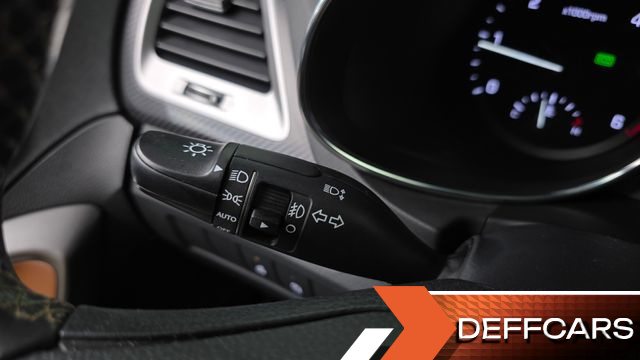 Hyundai SANTAFE Diesel 2.0 2WD Exclusive Special купить на сайте DeffCars