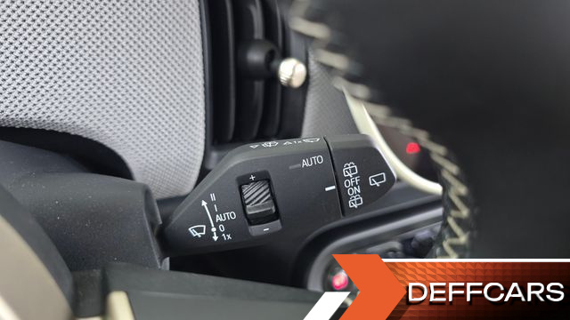 Mini COOPER 5 Door Favoured купить на сайте DeffCars