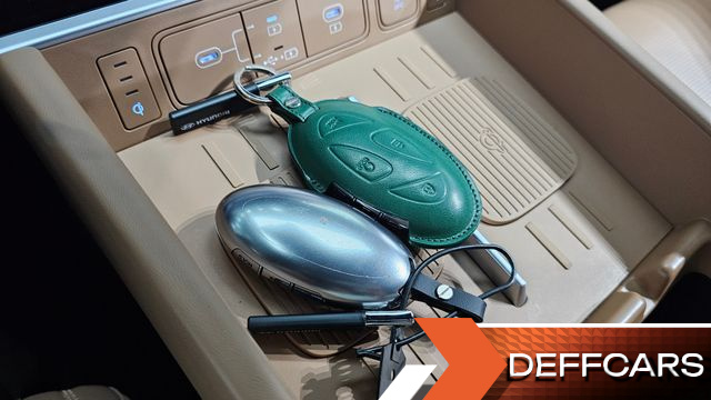 Hyundai SANTAFE Gasoline 2.5T 2WD Calligraphy купить на сайте DeffCars