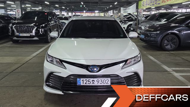 Toyota CAMRY 2.5 LE Hybrid купить на сайте DeffCars