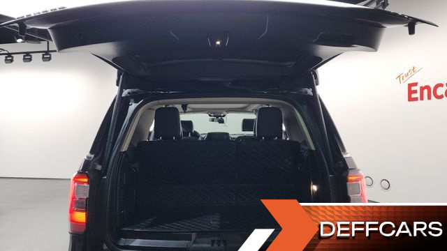 Ford EXPEDITION Platinum 4WD 7Seater купить на сайте DeffCars