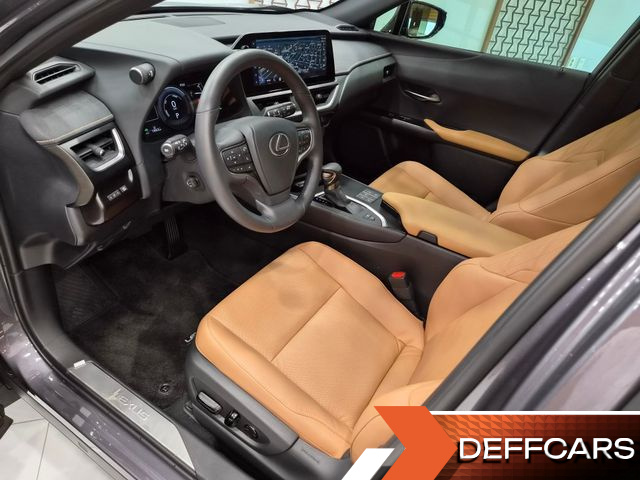 Lexus UX 2.0 AWD купить на сайте DeffCars