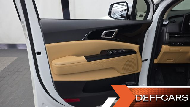 Kia CARNIVAL Diesel 9-Seater Prestige купить на сайте DeffCars