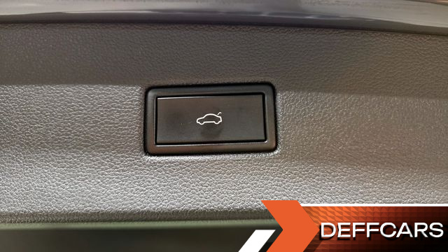 Volkswagen TIGUAN 2.0 TDI Premium купить на сайте DeffCars