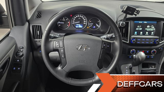 Hyundai STAREX Van 5-Seater Smart купить на сайте DeffCars