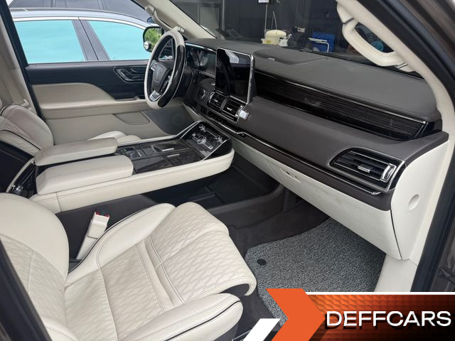 Lincoln NAVIGATOR 3.5L Black Label купить на сайте DeffCars