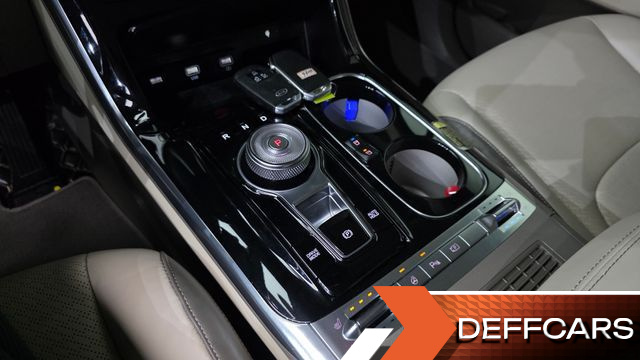 Kia CARNIVAL Gasoline 9-Seater Hi-Limousine Signature купить на сайте DeffCars