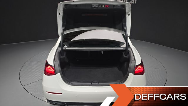Mercedes E-CLASS E220d 4MATIC Exclusive купить на сайте DeffCars