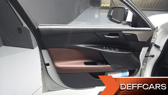 Jaguar XE 20d Portfolio AWD купить на сайте DeffCars