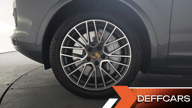 Porsche CAYENNE 3.0 купить на сайте DeffCars