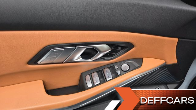 BMW 3-SERIES 320i M Sport купить на сайте DeffCars