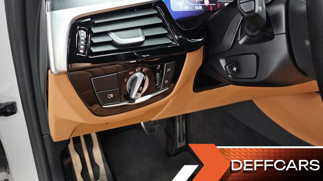 BMW 5-SERIES 520i M Sport купить на сайте DeffCars