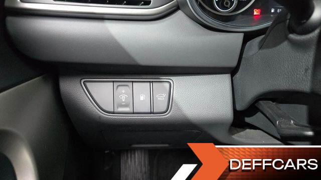 Genesis G70 Gasoline 2.0T 4WD купить на сайте DeffCars