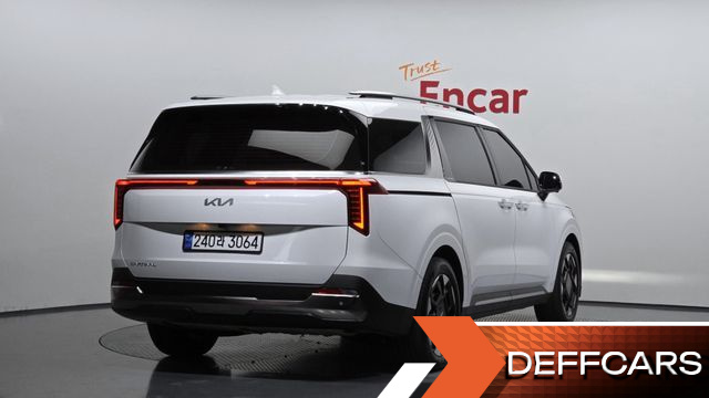 Kia CARNIVAL 7-Seater Noblesse купить на сайте DeffCars