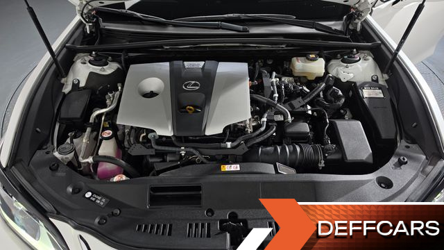 Lexus ES Luxury Plus купить на сайте DeffCars