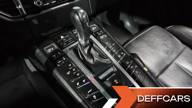 Porsche MACAN 3.0 S Diesel 95B купить на сайте DeffCars