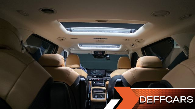 Kia CARNIVAL Gasoline 9-Seater Signature купить на сайте DeffCars