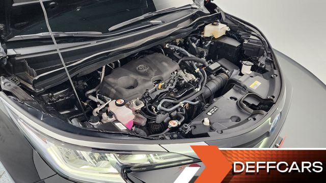 Toyota SIENNA 2.5 Hybrid 2WD купить на сайте DeffCars
