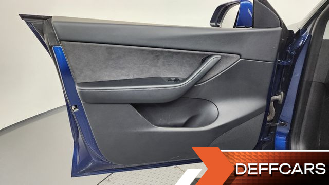 Tesla MODEL Y Long Range AWD купить на сайте DeffCars