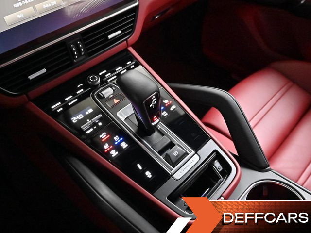 Porsche CAYENNE 3.0 PLATINUM EDITION купить на сайте DeffCars