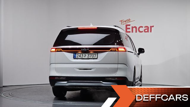 Kia CARNIVAL Gasoline 9-Seater Signature купить на сайте DeffCars