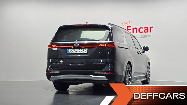 Kia CARNIVAL 7-Seater Signature купить на сайте DeffCars
