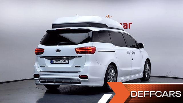 Kia CARNIVAL Gasoline 9-Seater Hi-Limousine Noblesse Special купить на сайте DeffCars