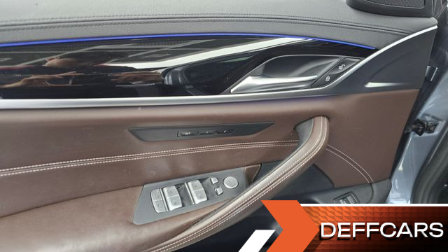 BMW 5-SERIES 530i xDrive M Sport Package Plus купить на сайте DeffCars