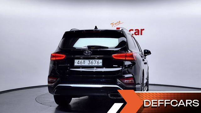 Hyundai SANTAFE Gasoline 2.0T 4WD Inspiration купить на сайте DeffCars