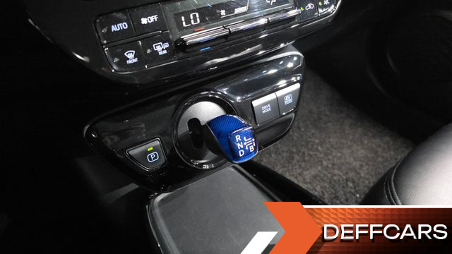 Toyota PRIUS 1.8 купить на сайте DeffCars