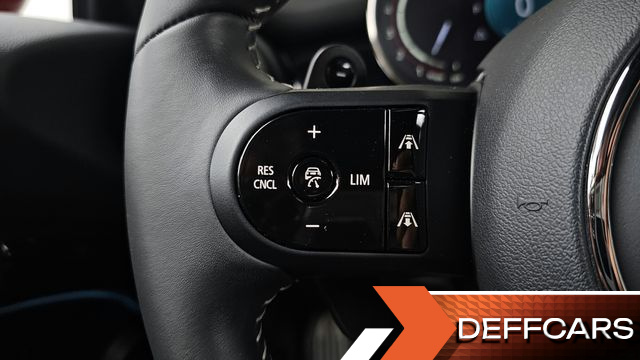 Mini COOPER JCW Pat Moss Edition 3rd купить на сайте DeffCars