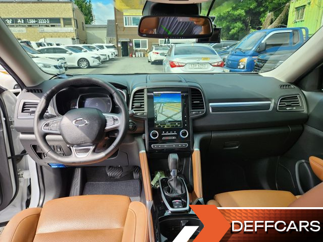 Renault-KoreaSamsung QM6 2.0 LPe RE Signature 2WD купить на сайте DeffCars