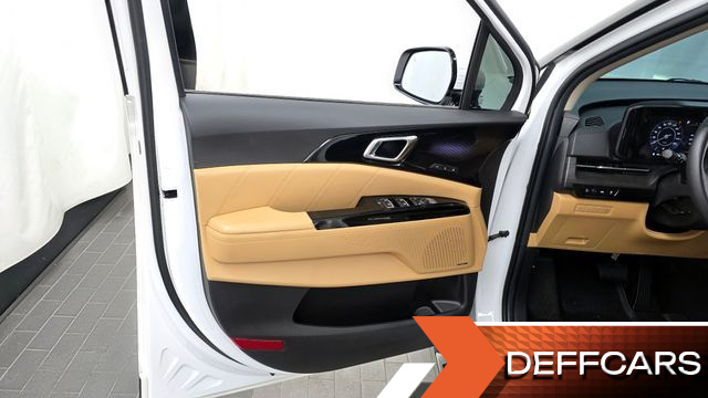 Kia CARNIVAL Gasoline 9-Seater Signature купить на сайте DeffCars