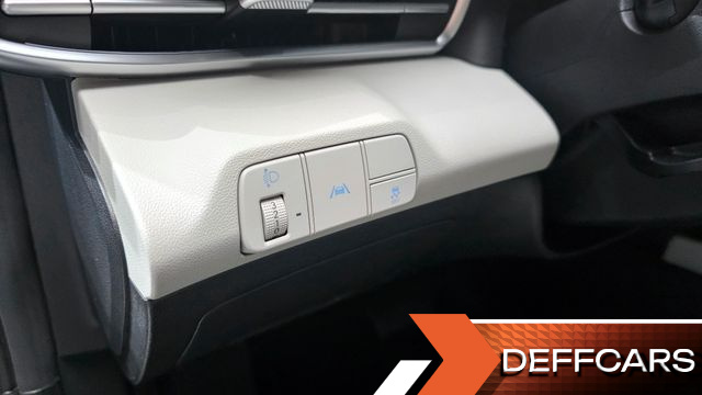 Hyundai AVANTE 1.6 Inspiration купить на сайте DeffCars