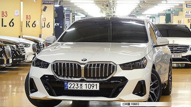 BMW 5-SERIES 520i M Sport купить на сайте DeffCars