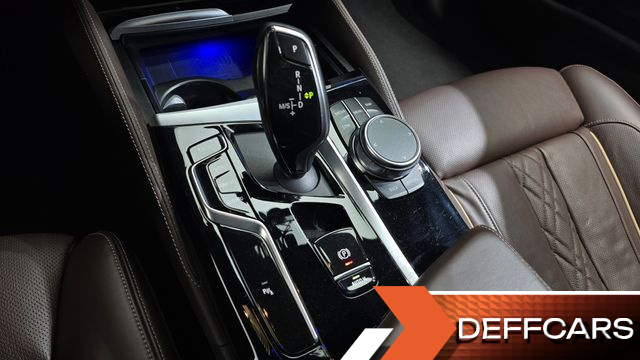 BMW 5-SERIES 530i M Sport Package купить на сайте DeffCars