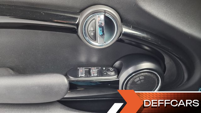 Mini COOPER CONVERTIBLE Standard 3rd Generation купить на сайте DeffCars